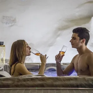love-room-avec-spa-privatif-monaco.fr-provencehotel.com/